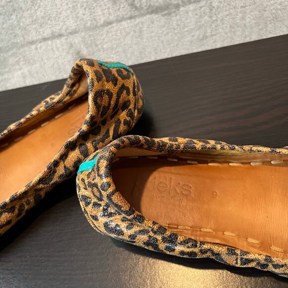 Tieks Women's Leopard Print Italian Leather Flats Size 9 - Picture 3 of 8